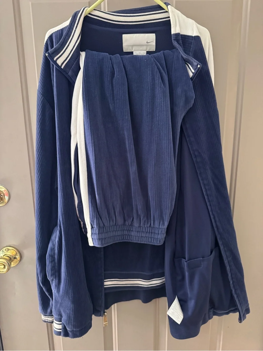 Nike Men’s Navy and White Zip-Up Track Jacket
